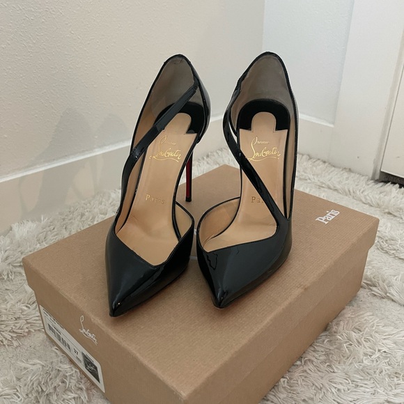 Christian Louboutin Shoes - Christian Louboutin Glossy Black Heels